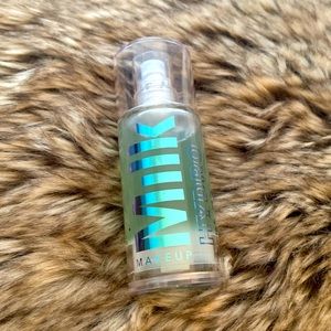 MILK MAKEUP Hydro Grip Primer